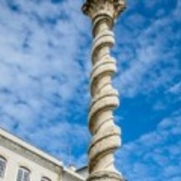 Pelourinhos e Cruzeiros