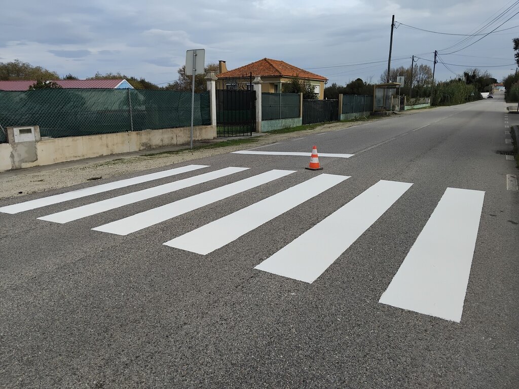 Município investe na manutenção de marcas rodoviárias 