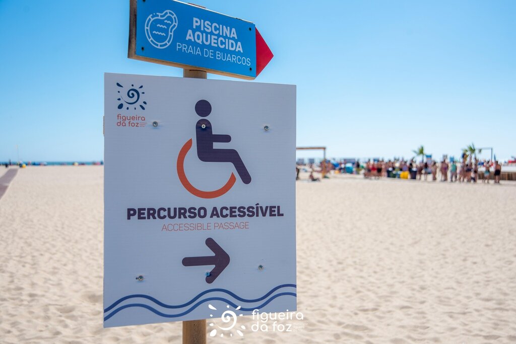Praia de Buarcos distinguida com Menção de Boas Práticas no âmbito do Prémio "Praia + Acessível "...