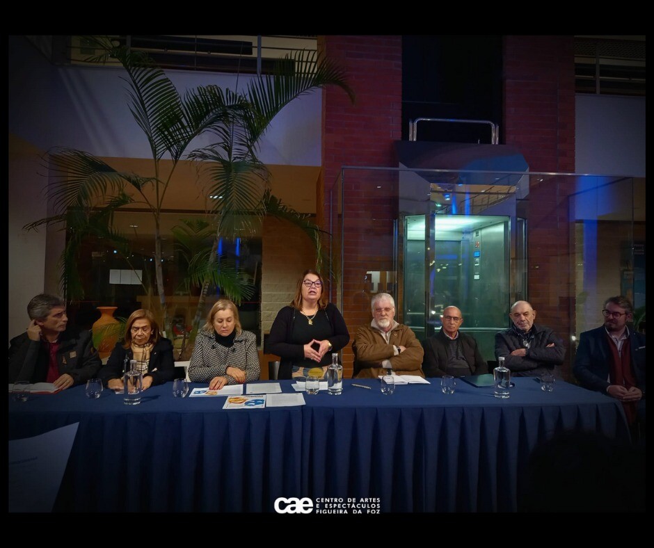 "Menopausa", com Claudia Raia abre 47 edição das Jornadas de Teatro Amador do Lions Clube da Figu...