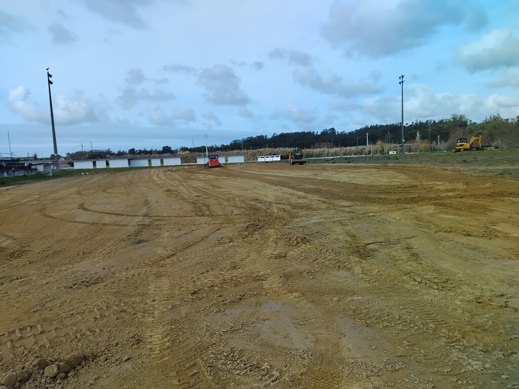 Empreitada de beneficiação do Campo Desportivo de Maiorca teve início esta semana 