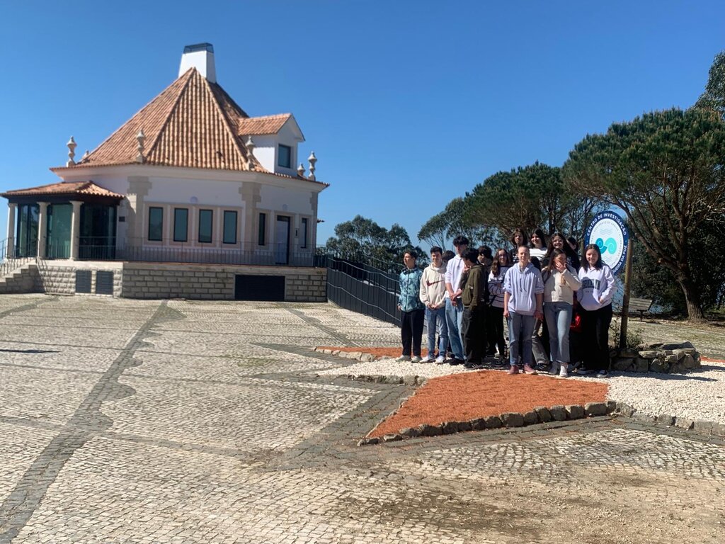 Dia Mundial da Árvore levou alunos a conhecer novo Centro de Investigação e a visitar "Charcas de...