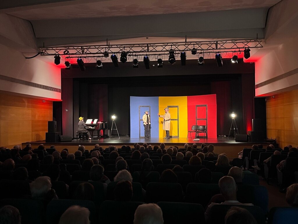 “Teatro Com Bigode” com lotação esgotada no Auditório Madalena Biscaia Perdigão