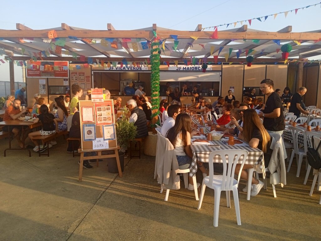 Gastronomia e animação continuam a atrair figueirenses e turistas à Feira das Freguesias