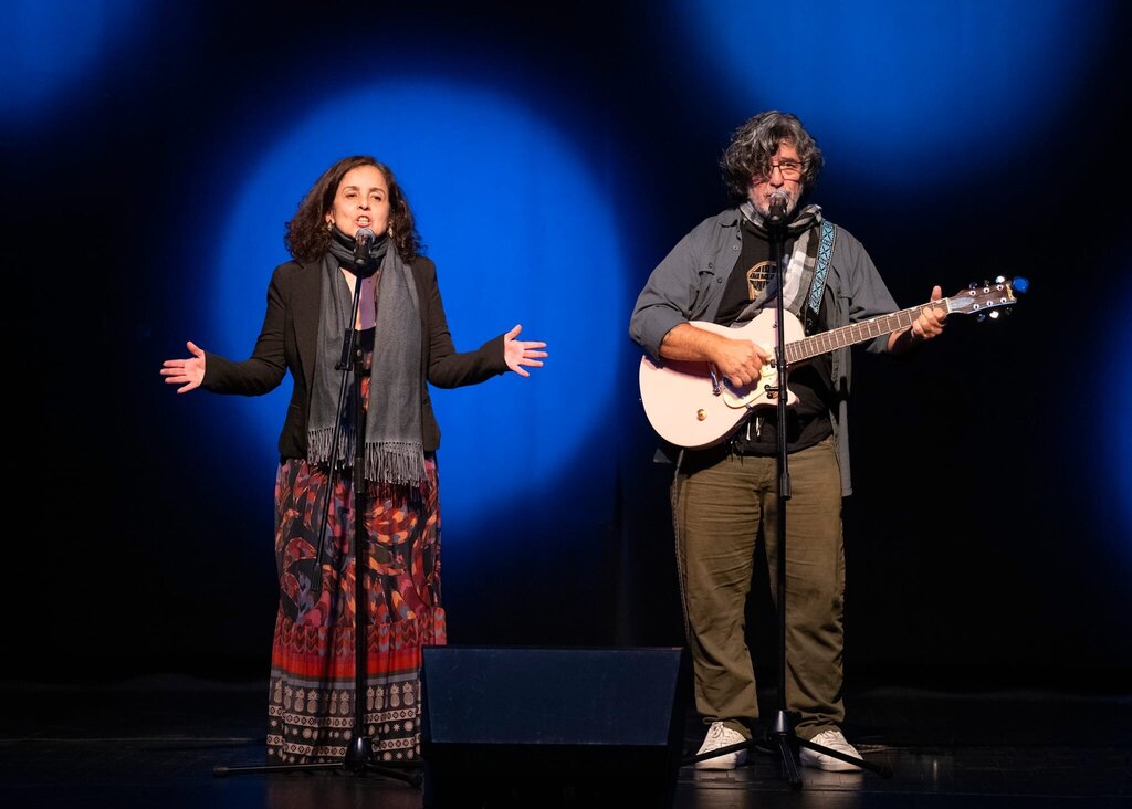 Notas e melodias do outro lado do atlântico no ciclo «EnCantar pela Paz» 